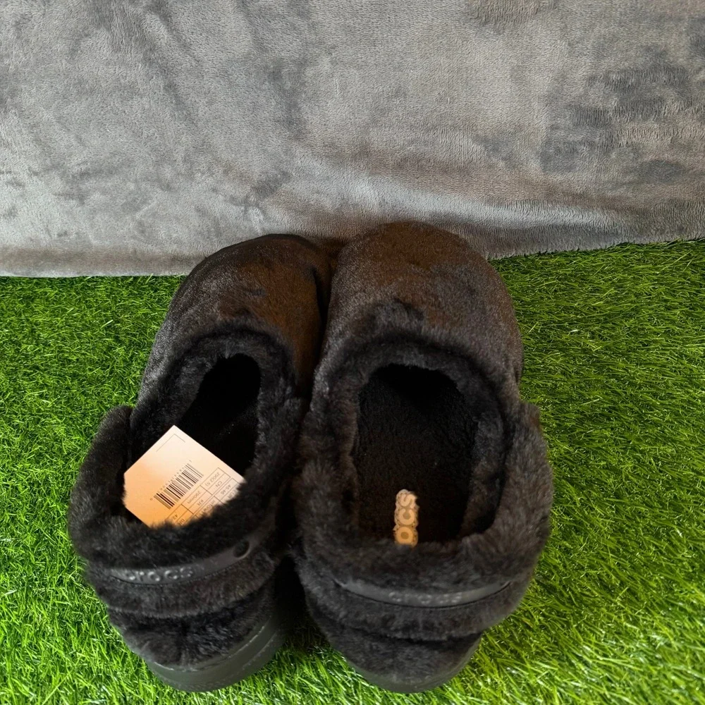 Crocs Classic Unforgettable Clog Black Faux Fur‎ Fuzzy Mens 11 211116-001 NWT